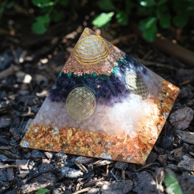 Orgonit Pyramide Groß EMF Elektrosmog Strahlenschutz Chakra Energie Schützen - Bild 1 von 4