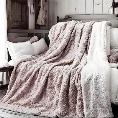 Manta de piel sintética para ropa de cama DaDa - Geométrica de ensueño 50" x 60" gris lavanda Foto 1 de 4