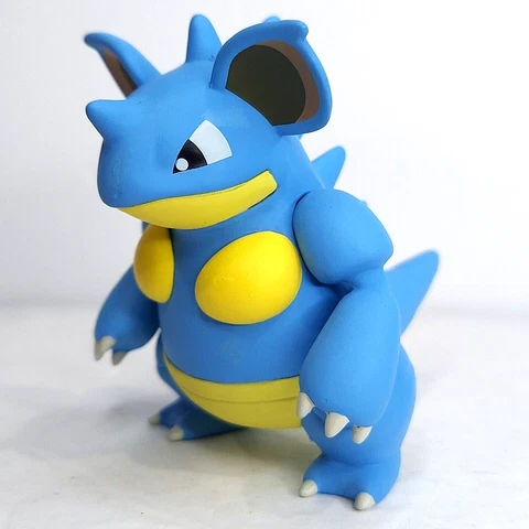 Pokemon Scale World 3" 1:20 Sylph Company Nidoqueen Mini Figure Cover
