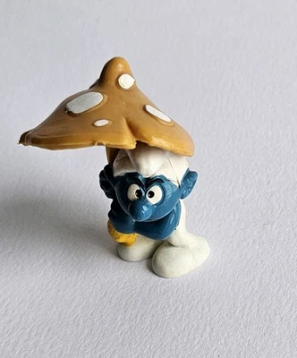 Rare Smurf 1979 Yellow Mushroom Umbrella 20118  Figurine Vintage Schleich Peyo - Image 1 of 4