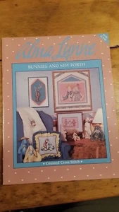 BUNNIES AND SEW FORTH COUNTRY BEARS SAMPLER CROSS STITCH PATTERN FREE SHIPPING   - Picture 1 of 2