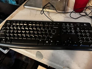 Logitech K120 Full-size Wired Membrane Keyboard for PC - Picture 1 of 6