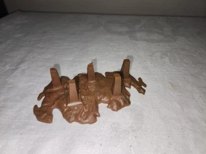 Vintage 1960 MARX Iwo Jima Battleground Tank Trap Terrain - Picture 1 of 5