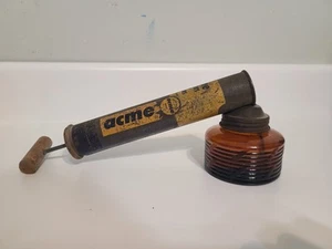 Vintage ACME Gartensprüher Glas Bernstein Glas Staubwedel Pestizid Werkzeug 50er Goldsiegel - Bild 1 von 8