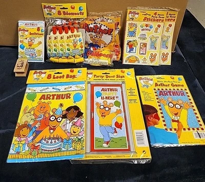 LOTTO FORNITURE FESTA CARTONE ANIMATO ARTHUR 1997 vintage palloncini, adesivi, inviti  - Immagine 1 di 4