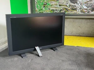 40" Broadcast Monitor - Plura DBM-140 LED Digital - Picture 1 of 3