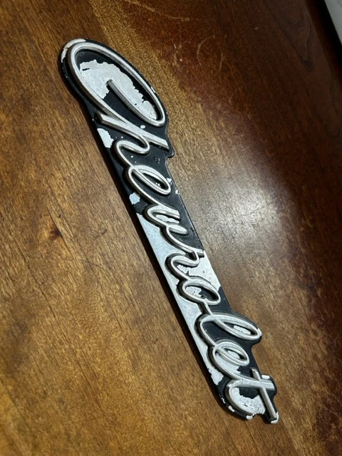 Chevrolet Impala SS 1967 emblema de parrilla delantera OEM ORIGINAL '67 Chevy Copo Foto 1 de 2