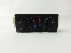 ✅2003 - 2006 Silverado Sierra AC Heater Temperature Climate Control 15201681 OEM - Picture 1 of 9