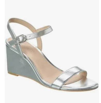 Sandalias de plata Stuart Weitzman Dancer Foto 1 de 4