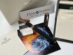 Pineider Alchemist Stromboli Black fountain pen 14K flex nib NEW