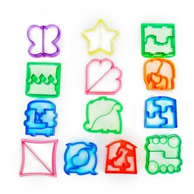 13pcs Sandwich Cutters Mould Toast Bread Mold Cute Baking Set Lunch Cutter - Bild 1 von 4