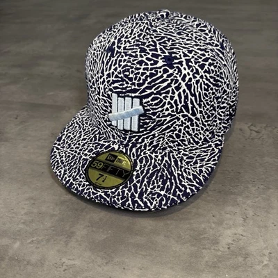 Sombrero De Colección New Era X Invicto UNDFTD Estampado Elefante Azul Marino Polvo Y2K RARO Foto 1 de 4
