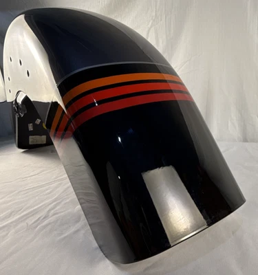 Guardabarros delantero Harley Davidson 2020 CVO Street Glide gris ahumado Foto 1 de 4