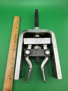 OTC 7319 PILOT BEARING PULLER  7/8" - 2"  SIZE CAPACITY  Read description - Picture 1 of 5