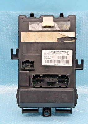 ✅ 2005-2006 Ford Mustang Body Control Module BCM BCU Fuse Box  OEM - Image 1 of 4