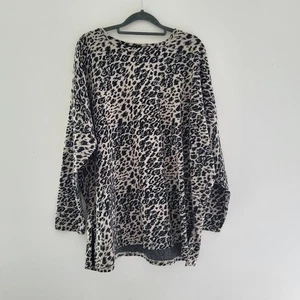 Chicos Tunic Top Womens XL Leopard Print Oversized Lagenlook Relaxed Stretch - Picture 1 of 7