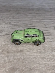 GREEN VINTAGE DIECAST BARCLAY, 39 BUICK "GRILLE BARS SEDAN",50'S OLD TOY CARS - Picture 1 of 11