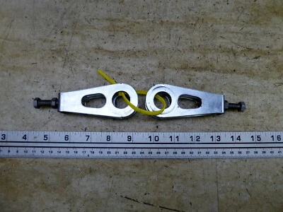 Honda CB750K 1974 H1328-1. ajustadores rueda trasera Foto 1 de 4