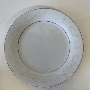 CROWN MING Fine China, Royal Palm 7 1/2" Salad Plate, by Jian Shiang - Picture 1 of 4