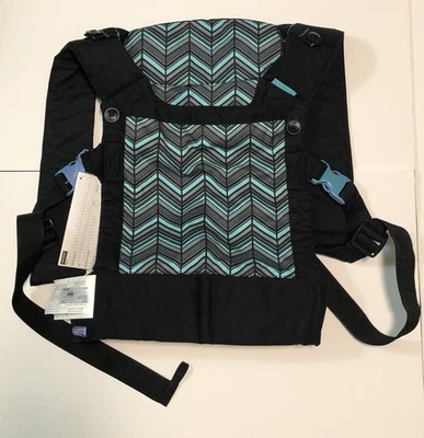 Infantino 2-Way Baby Carrier Chevron Pattern Wrap & Buckle Gather 8-36 lbs. - Image 1 of 4