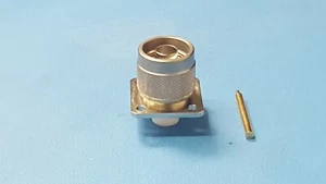 RF Connectors / Coaxial Connectors 4 HOLE FLANGE , MALE , PANEL MOUNT - Picture 1 of 7