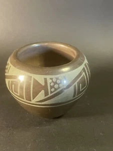 San Ildefonso Pueblo Small Green On Black Bowl By Than Tsideh (Erik Fender) - Picture 1 of 18