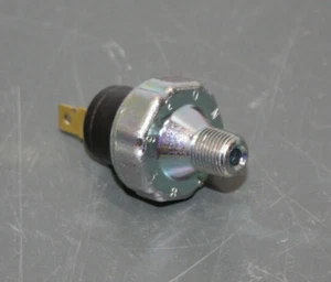 1/8" NPT Oil Pressure Sensor Switch N036388, 1 Contact NO, 6 PSI - Picture 1 of 4