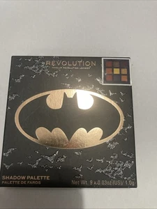 Makeup Revolution Eyeshadow Palette DC  Collection-Batman - Picture 1 of 2