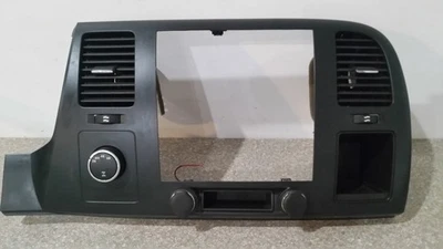 07-13 Silverado Sierra 1500 GM tablero centro radio bisel con ventilación de aire OEM 15092584 Foto 1 de 4