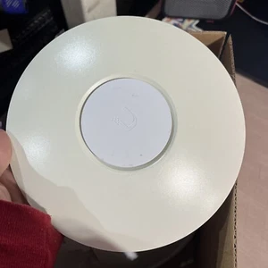 X6 UBIQUITI UNIFI UAP-LR WI-FI SYSTEM LONG RANGE NETWORK ACCESS POINT - Picture 1 of 3
