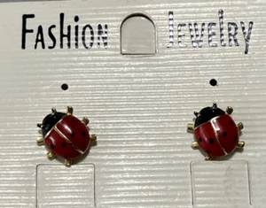 Nuevos aretes pequeños Ladybug tono dorado joyería de moda vintage - Imagen 1 de 3