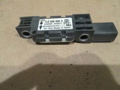 Bentley Continental Flying Spur - Crash Sensor - P/N 7L0909606D - Image 1 of 3