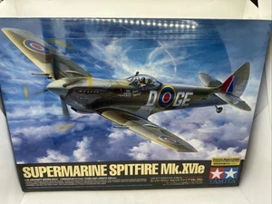 Tamiya 60321 Supermarine Spitfire Mk.XVIe 1:32 British WWII Fighter Sealed Kit - Picture 1 of 14