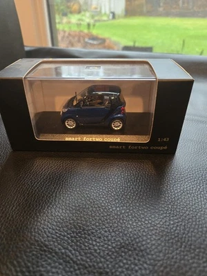 Minichamps Smart Fortwo Coupe green met 1:43 - Image 1 of 4