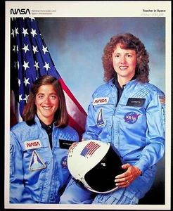 Nasa 1986 Original Color Photo Astronauts Christa McAuliffe Barbara Morgan - Picture 1 of 2