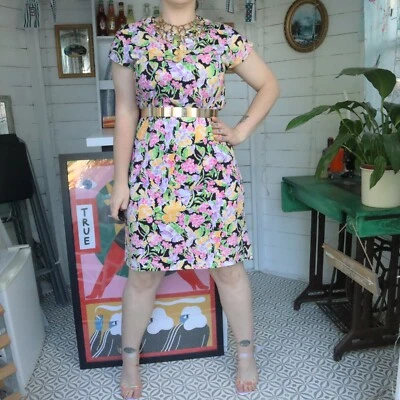 Vestido de Té Midi Vintage Retro Años 90 Colorido Floral Florido Flores Patrón Estampado Foto 1 de 4