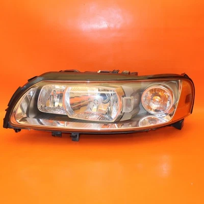 FARO CONDUCTOR IZQUIERDO VOLVO V70 2005 2006 2007 XENON 30678936 OEM Foto 1 de 4