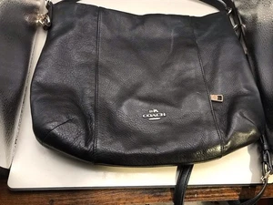 Borsa Coach Isabelle nera tracolla e tracolla - Foto 1 di 5