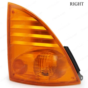 RH Corner Light Turn Indicator Lamp For Hino Mega Ranger Truck 2001 - 2017 - Picture 1 of 9
