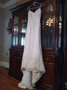 Lady Roi Wedding Dress Size 6 - Picture 1 of 24