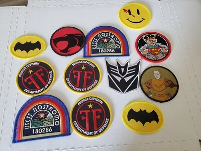 Lote de 12 Parche Insignia Caja Bam,Juego de Tronos,TRANSFORMER,BATMAN GOONIES  Foto 1 de 3
