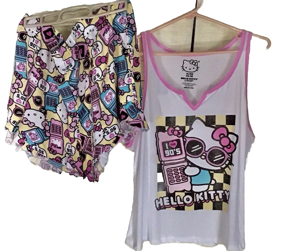 SANRIO HELLO KITTY WOMANS TANK TOP & SHORTS PAJAMAS SZ XL-