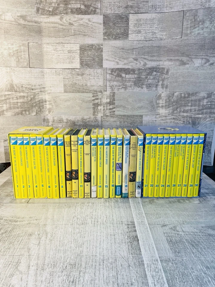 Vintage Nancy Drew Mystery Stories Straight Run 1-30 Hardcover Various Years Foto 1 de 4