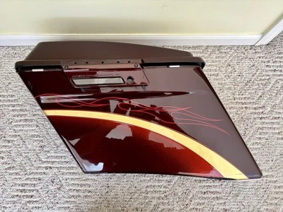 Harley-Davidson Street Glide CVO Left side Saddlebag Spiced Rum - Изображение 1 из 4