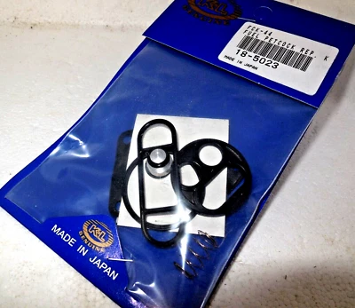 Petcock набор VN800 ZRX1100 ZX1100 GPz ZRX1200 VN1800 XJR1200 XJR1300 18-5023   - Изображение 1 из 3