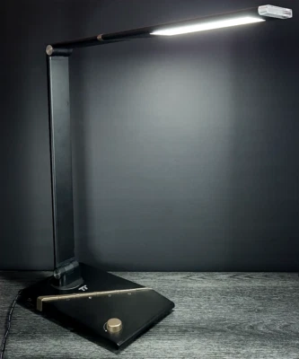 TaoTronics TT-DL028 Desk Lamp + USB Port Adjustable Control 5 Settings Metal 🟦 - Image 1 of 4
