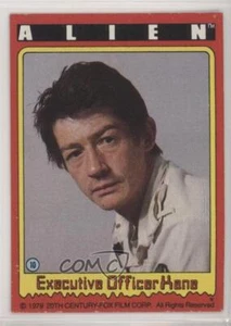 1979 Topps Alien John Hurt Executive Officer Kane #10 n1u - Picture 1 of 3