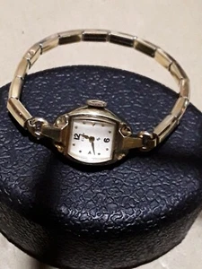 Vintage Elgin 10k Gold Filled Ladies Watch ...30. - Picture 1 of 8