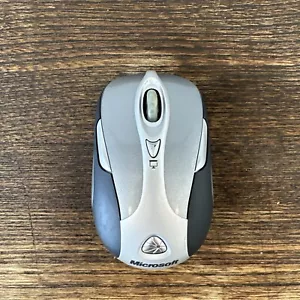 Microsoft Mouse Wireless Notebook Presenter 8000 1065 Silver Bluetooth Laser - Picture 1 of 5