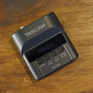 TASCAM DR-10L Pin Microphone Recorder Black Youtube Audio Vlog Recording - Picture 1 of 9